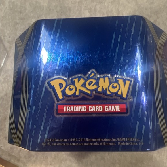 Pokemon Pikachu EX Collector Tin 2016 Battle Heart Collector Tin - Picture 5 of 8